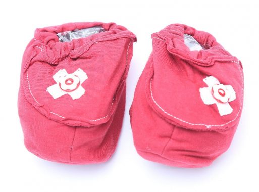 Cribcot Booties w Ribbon - Red & Broken White